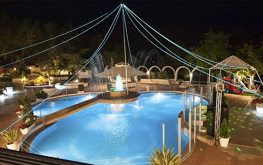 Hotel El Bruc Bagian luar foto
